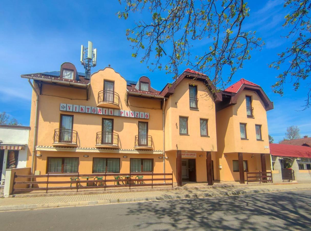 Hotel Viktoria Panzio Zamárdi Extérieur photo